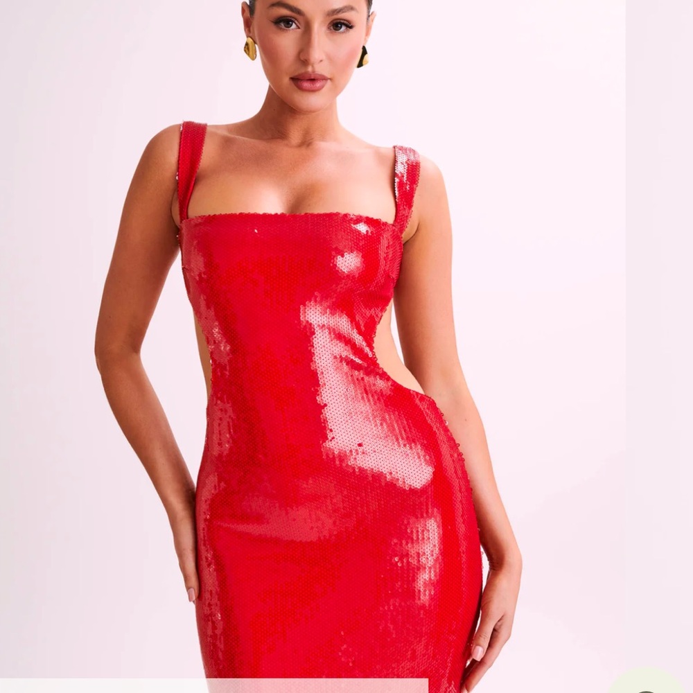 RED MESHKI SPARKLEY CUT OUT BACK DRESS